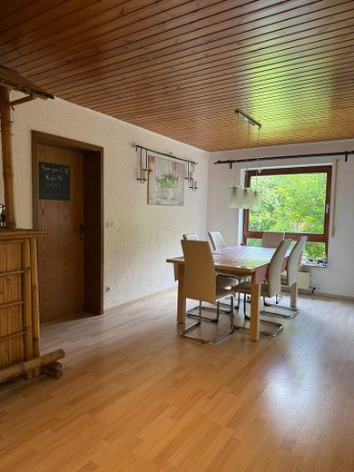 Casa unifamiliare indipendente su un terreno di 1.306 qm a Mehrstetten – Foto 8