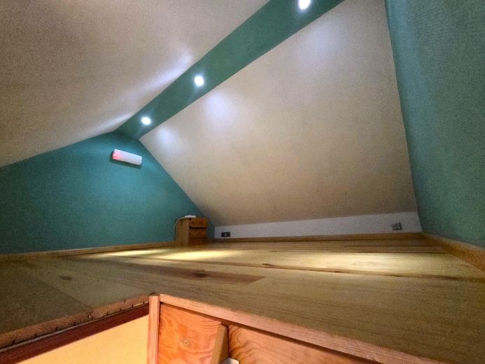 Massive Doppelhaushälfte in Hamburg-Fischbek – Dachbodenspitze 4.Schlafzimmer