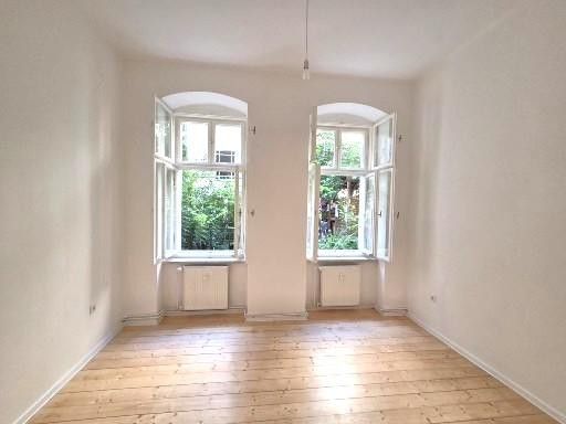 Provisionsfrei - gepflegte, helle Altbauwohnung in Nord-Neukölln – Schlafzimmer