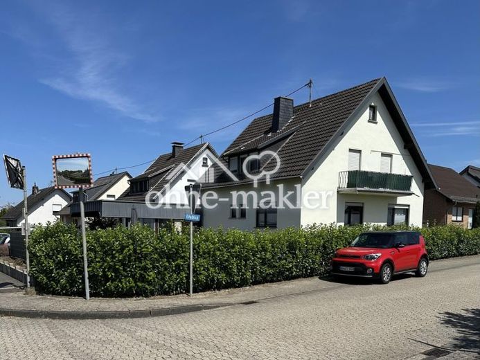 Gemütliche 3-Zimmer-Erdgeschosswohnung mit Garten und Carport in Niederlützingen – Foto 1