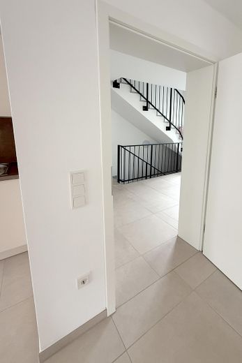 3 Zimmer Neubauwohnung in Schwandorf ab sofort zu vermieten, Dachgeschoss (Nr. 4) – Treppenhaus