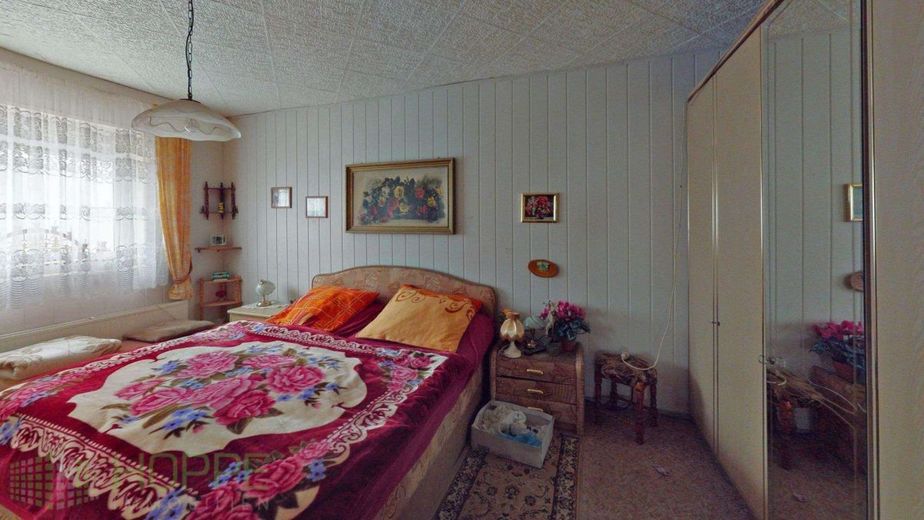 Sernow - Handwerkerobjekt auf schönem Grundstück – Schlafzimmer Bild 1