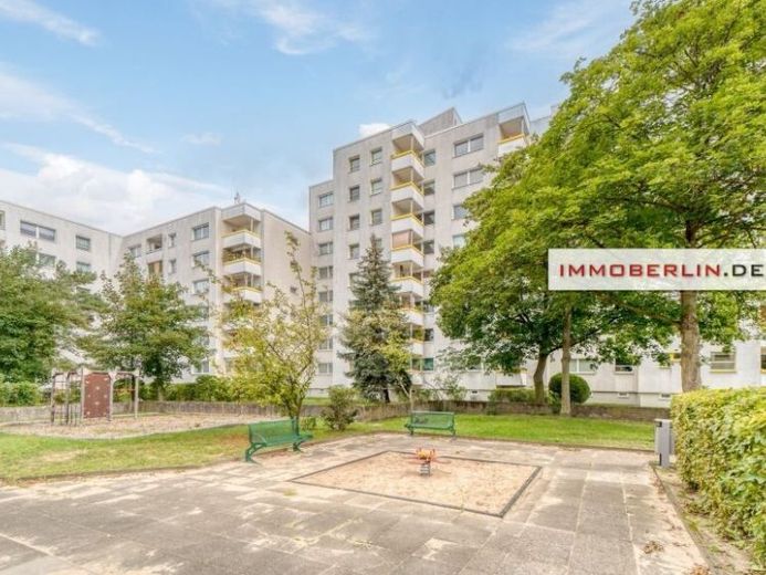 IMMOBERLIN.DE - Hell, komfortabel & sehr gepflegt! Wohnung mit Südwestbalkon – Foto 1