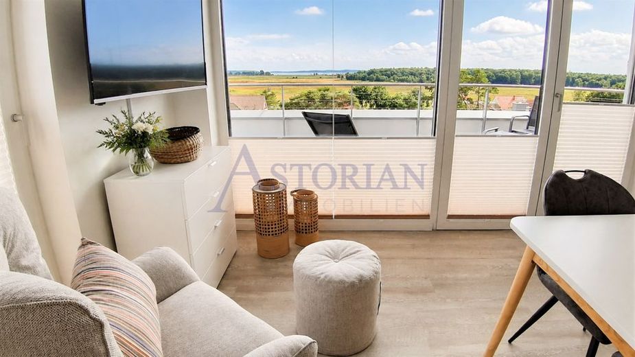 Exklusives Penthouse mit Ostsee- und Boddenblick - für Selbstnutzung 
oder Kapitalanlage – Blick zum Bodden