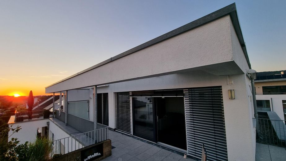 Markdorf’ta Alpler manzaralı, asansörlü ve küçük bir konut kompleksinde güneş alan 2,5 odalı çatı katı dairesi – Fotoğraf 34