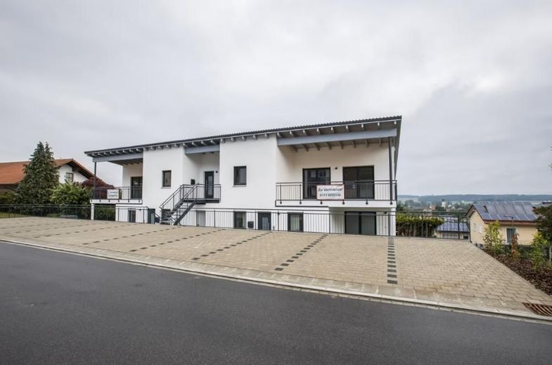 Renditeobjekt - Mehrfamilienhaus mit 4 Wohneinheiten – Bild 3