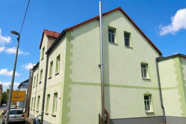 Accogliente appartamento di 2 locali con terrazza e cucina componibile in Hauptstraße 72, Lichtentanne!