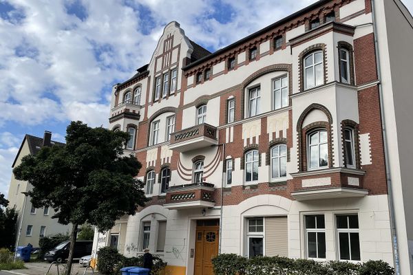 Provisionsfrei: Helle und ruhige 3-Zimmer-Wohnung in Stadtfeld-Ost