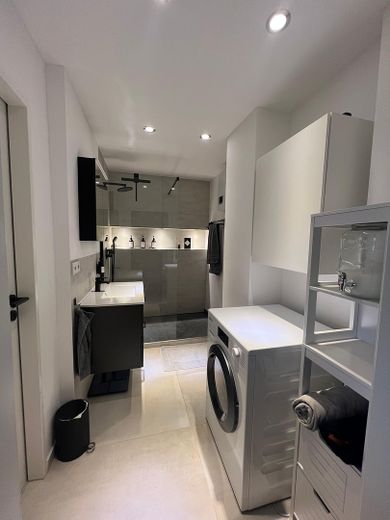 Badezimmer 2