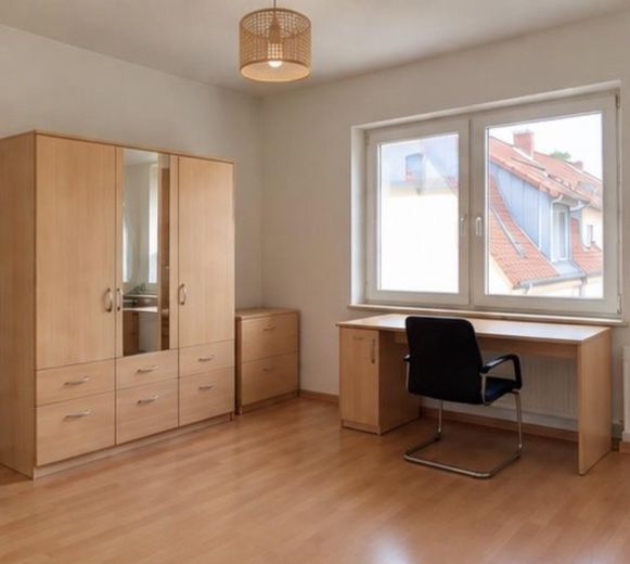 Urokliwa kamienica w Weststadt – dwa apartamenty w jednym mieszkaniu – Zdjęcie 12