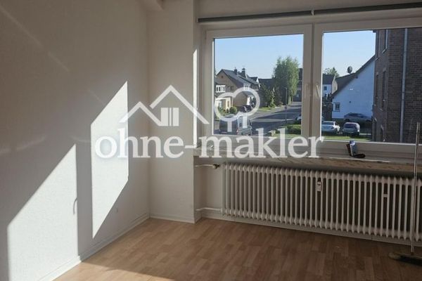 Freundliche 2,5-Zimmer-Wohnung mit Balkon