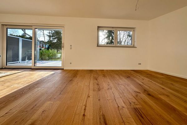 3 Zimmerwohnung im EG mit großer Süd-Terrasse