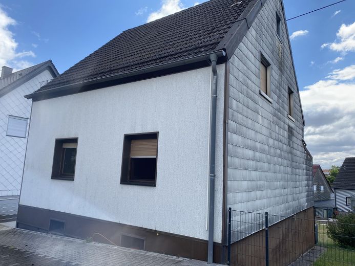 Vrijstaande woning met balkon en garage – Foto 2