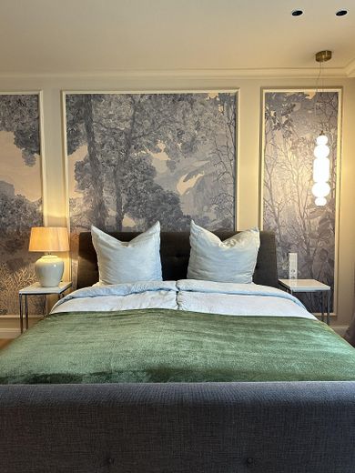 Saniert & bezugsfrei in Westend: 130 m², 2 Balkone, 2 Bäder, Stellplatz – provisionsfrei – Schlafzimmer