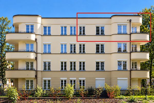 Magnifique appartement sous les combles (avec ascenseur), orienté sud-ouest, disponible immédiatement
