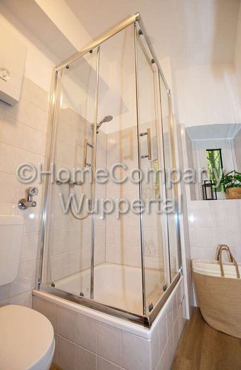 شقة بأسلوب البوهو مع أثاث جديد وإمكانية الوصول إلى DSL في Südstadt، بالقرب من الجامعة – 5414137422e4049bb488682b33a0bfc902116f89.jpg