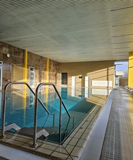 Möblierter Erstbezug nach Kernsanierung! Mit Schwimmbad und Sauna mitten in der Stadt Schillerteich – Foto 26