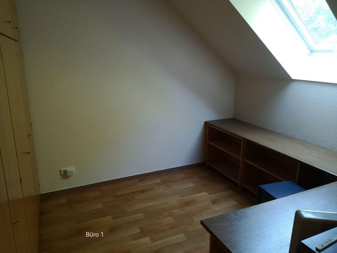 Bright office premises in a quiet location in 13467 Berlin-Hermsdorf – Büro 1