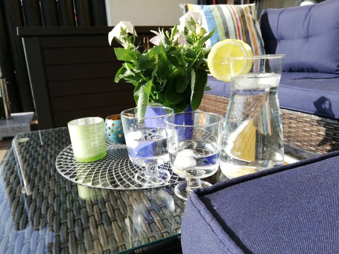 Appartement entièrement équipé, terrasse, jardin, place de stationnement – Photo 19
