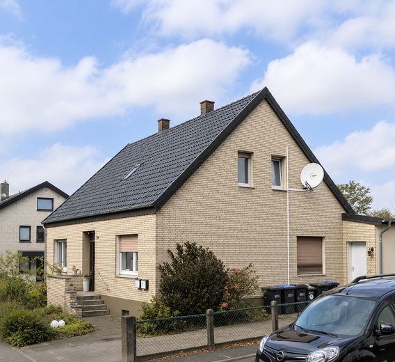 Zweifamilienhaus in Enger zu verkaufen – Foto 1
