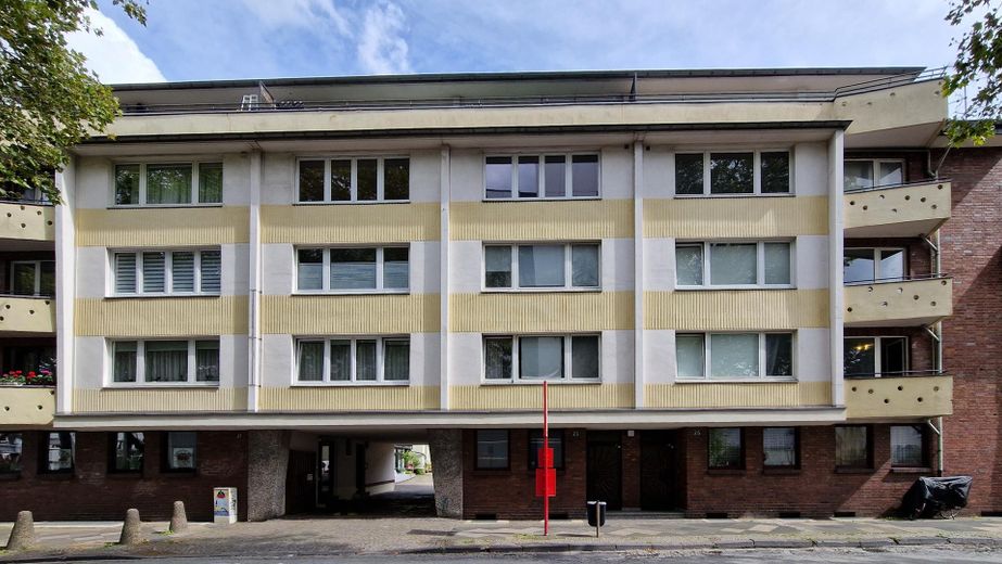 Großzügige Maisonette mit Wellnessbereich im Herzen von Opladen - provisionsfrei – Strassenfront