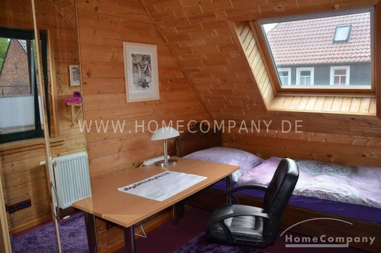 Möbliertes Haus, geeignet für eine Berufstätigen-WG, 4 sep. Zimmer, 1 Gemeinschaftszi.; in BS Nord. – b1d74b1f1edc241cd75b0d0ced449b5ca61d55b1.jpg