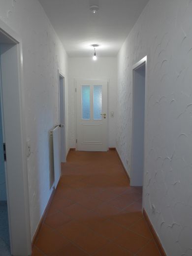 Oase der Ruhe in Witten Bommern: grosses Haus mit großem Grundstück zu vermieten – Flur Erdgeschoß