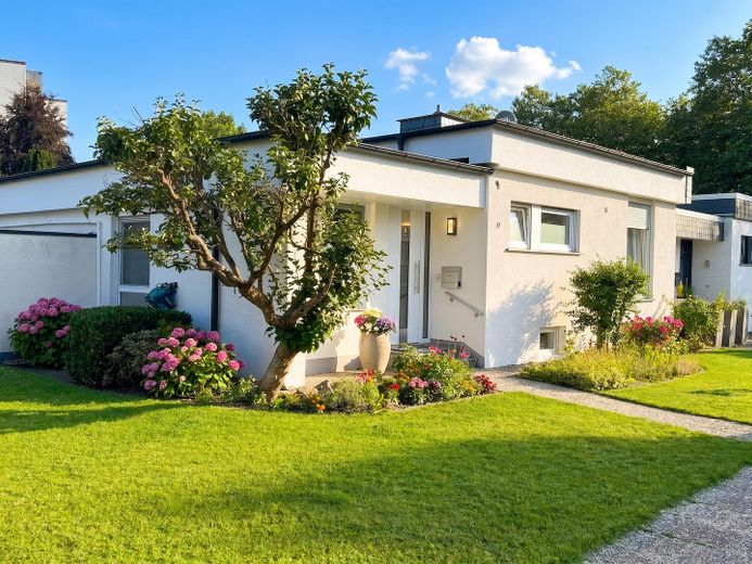 Waldrand Bungalow zu den Fischteichen incl. Strom – Hausansicht