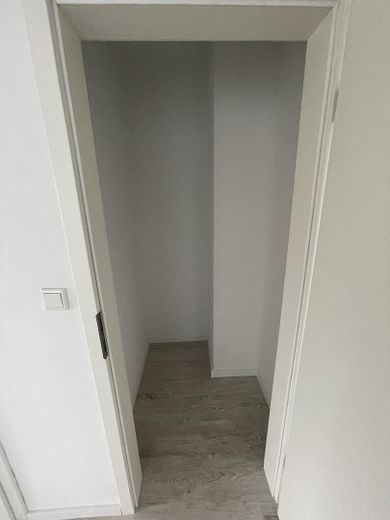 2-Zimmer Wohnung mit Balkon und Garage – Abstellraum