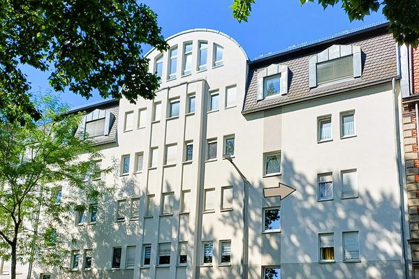 2-кімнатна квартира у власності з лоджією в доглянутому житловому комплексі у Фюрт-Вестштадті
