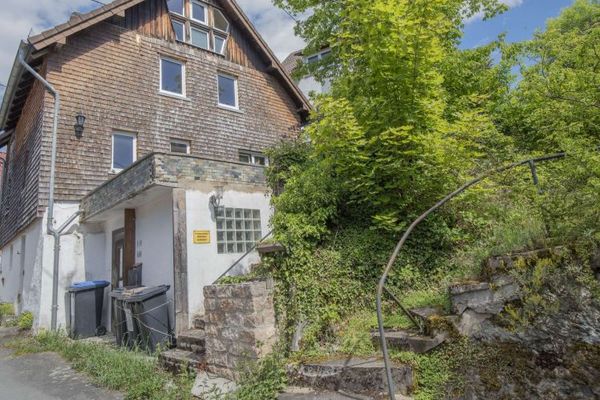 Casa a graticcio con storia e potenziale