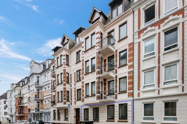 Apartamento renovado de 3 habitaciones en planta baja