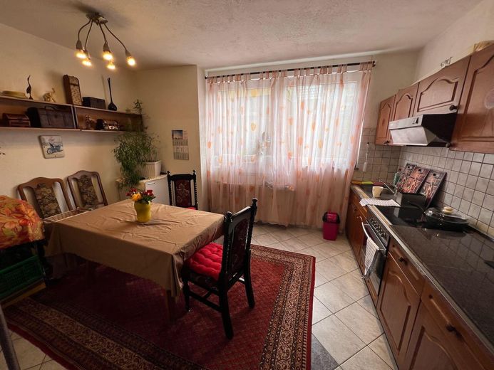 Küche mit Esszimmer