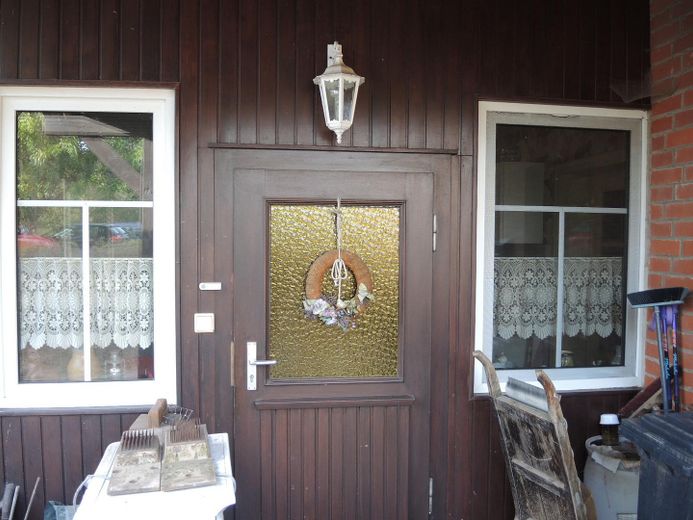 Functional and Solid Country House in the Wendland – Eingang in die Küche