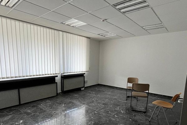 Locali di deposito in affitto a Iserlohn 1x 50m² 1x 160m² 1 X 200m²