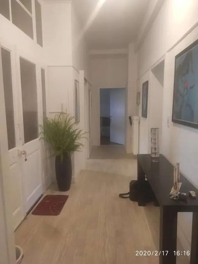 Flur: Blick zum Kinder-Zimmer