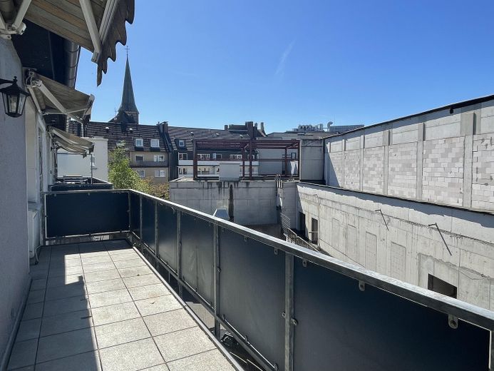 Attraktive Stadtwohnung im Herzen der Bottroper Innenstadt – perfekt für Singles und Paare – Balkon
