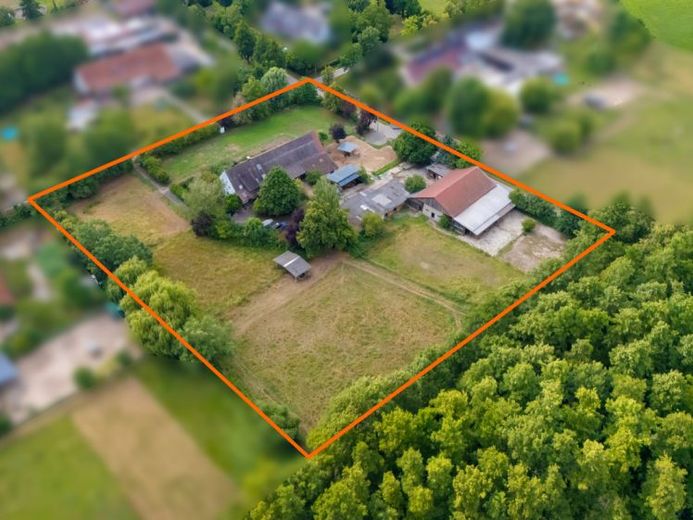 Farm/horse farm with plenty of potential and excellent infrastructure! – Foto 1