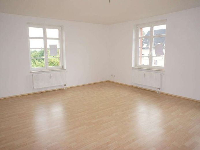 EBK inklusive - Moderner Grundriss im 1. OG - frei ab sofort – Foto 1