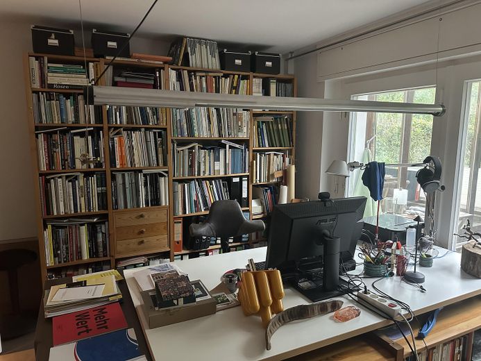 Tempelhof'taki Fliegerviertel'de yarı müstakil ev – Gartengeschoss