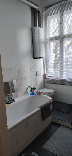 Bel appartement ancien près du Viktoriapark, sans commission de la part du propriétaire – Bad