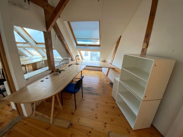 Gewerbliches Dachgeschoss in der Kastanienallee, für Office, Atelier und Wohnen. Provisionsfrei! – Foto 9