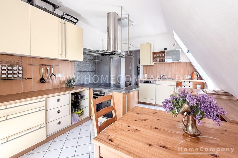 22801 HomeCompany Dresden Möbliert/Furnished 3-Zimmer Maisonette Wohnung in Dresden-Striesen mit Balkon max. 3 Personen – 47da61fa1292801347fe7658a639fecb5cac1677.jpg
