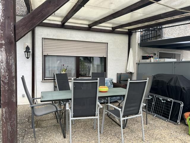 Charmantes Reihenendhaus in Kirchheim am Neckar – Terrasse