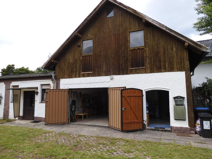 Garage und Wirtschaftsraum