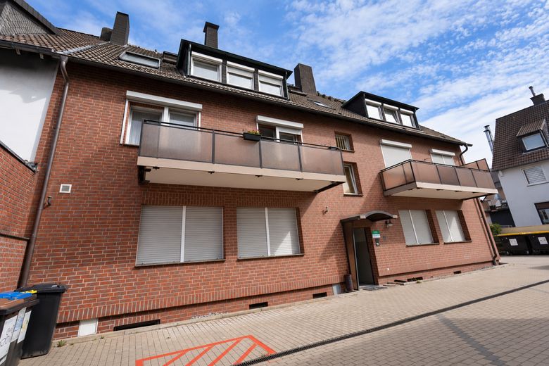 **EXCELENTE ESTADO DE CONSERVACIÓN - EDIFICIO RESIDENCIAL Y COMERCIAL - TOTALMENTE ALQUILADO** – Hinteransicht