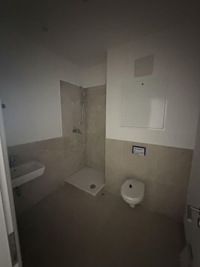 Kernsanierte 2 Zimmer in Stöckach. – Bad