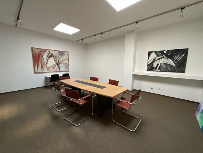 CoWorking in Gemeinschaftsbüro 12 oder 25 m2 – Besprecher