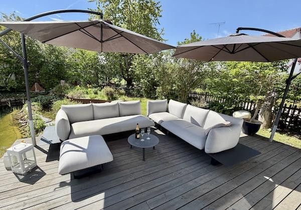 Blick Wohnzimmer auf Garten