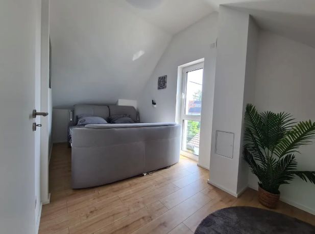 Exklusives Einfamilienhaus - einziehen und wohlfühlen – Gästezimmer